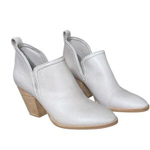 Jeffrey Campbell Rosalee Ivory Off White Leather Stacked Block Heel Bootie Sz 8
